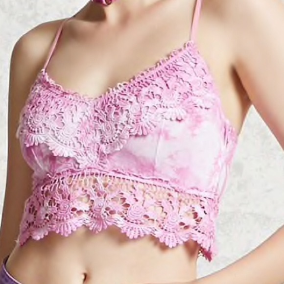 Tie-Dye Lace Crop Top - Picture 2 of 3